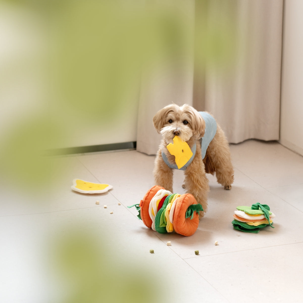Hamburger Snuffle Toy