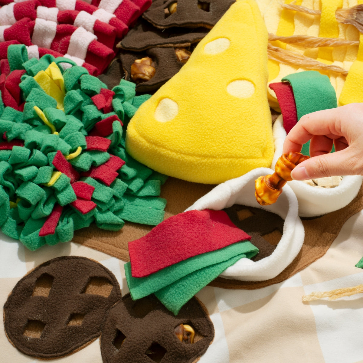 Snack Picnic Snuffle Mat