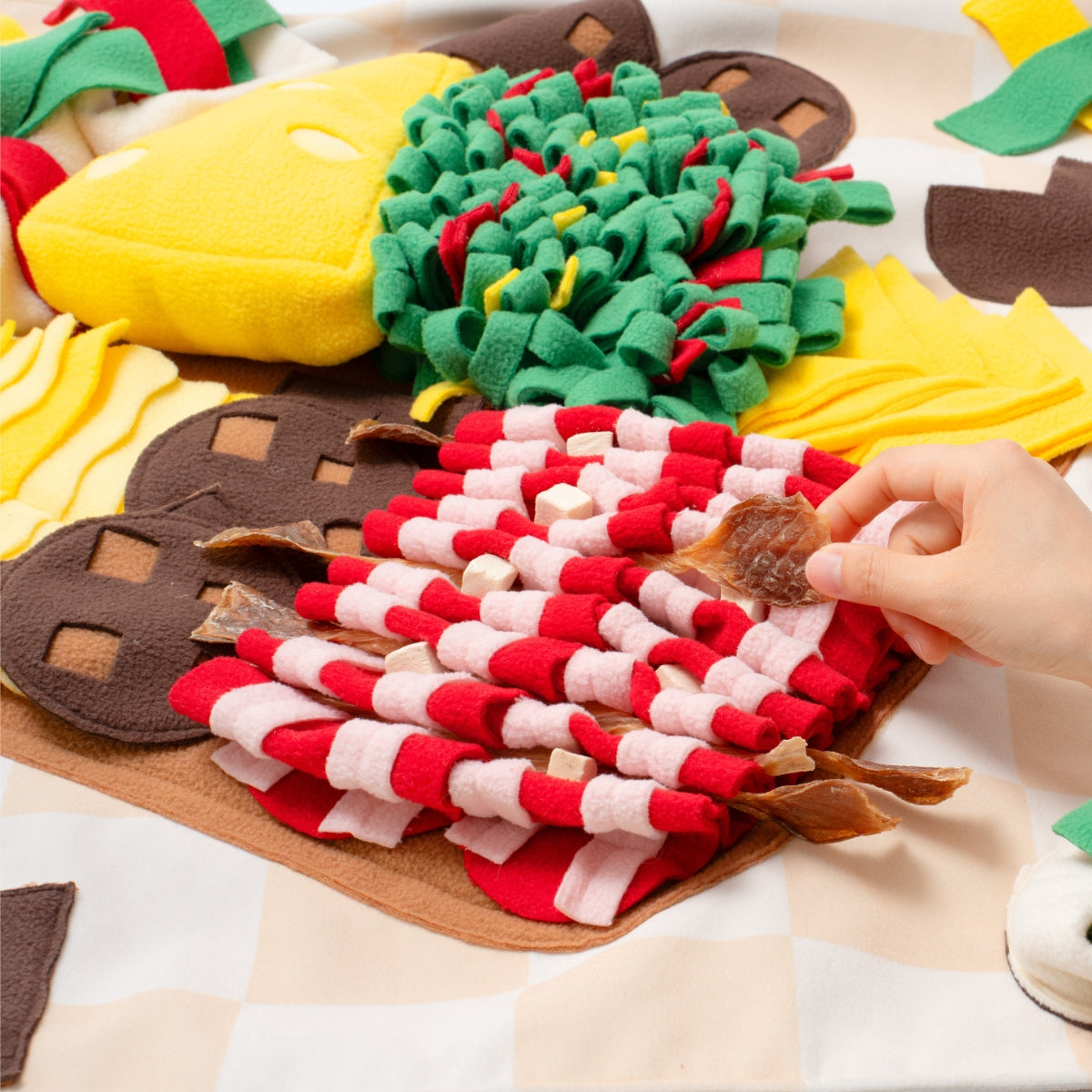 Snack Picnic Snuffle Mat